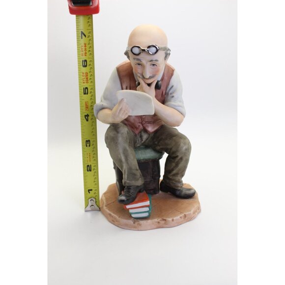 Capodimonte "The Accountant" Figurine: Signed Pucci, Hand-Painted Porcelain Ital - Picture 11 of 12